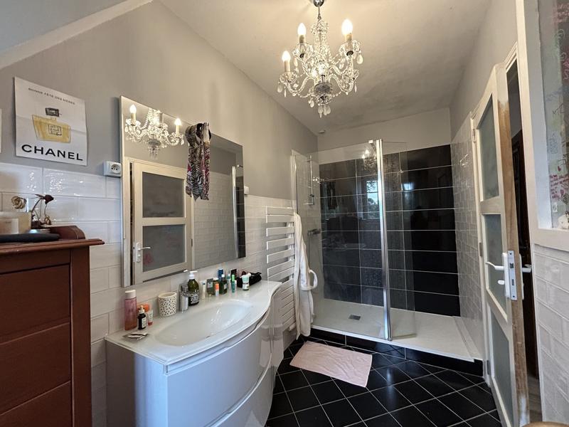 Maison - 197 m² - 6 pièces