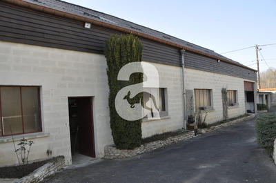 Maison - 220 m² - 12 pièces