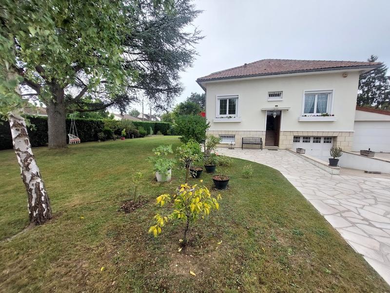 Maison - 143 m² - 6 pièces