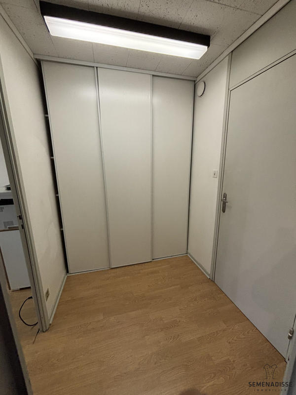 Bureau - 33 m² - 2 pièces