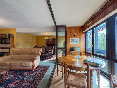 Appartement - 100 m² - 5 pièces