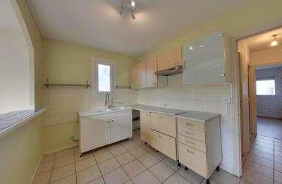 Appartement - 100 m² - 4 pièces