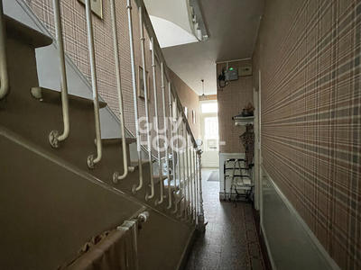 Maison - 189 m² - 7 pièces