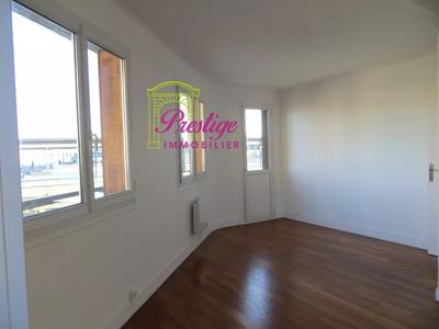 Appartement - 79 m² - 3 pièces