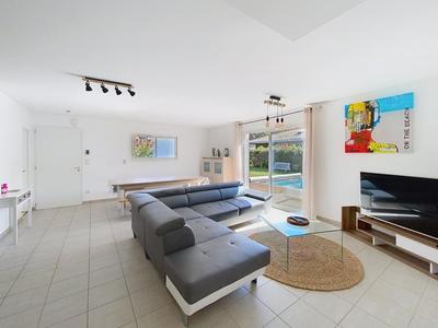 Maison - 108 m² - 5 pièces