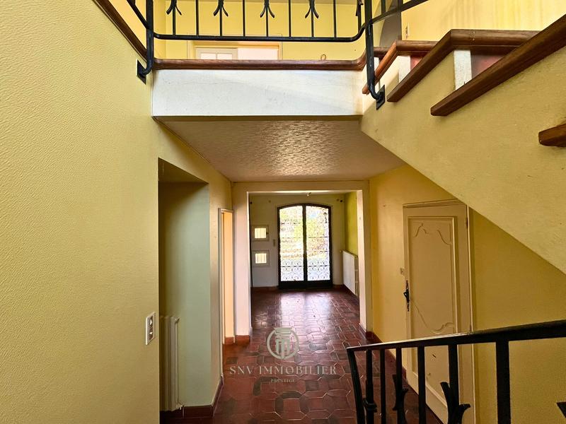 Maison - 162 m² - 6 pièces