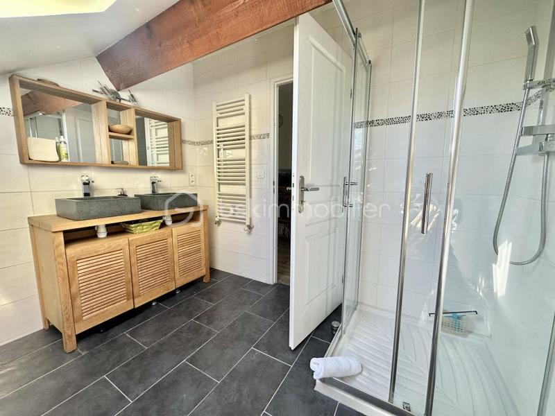 Maison - 153 m² - 7 pièces