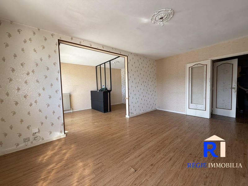 Appartement - 97 m² - 5 pièces