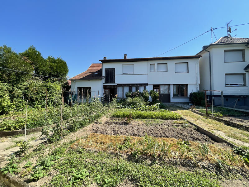 Propriété - 181 m² - 9 pièces