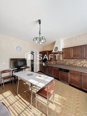 Maison - 195 m² - 6 pièces