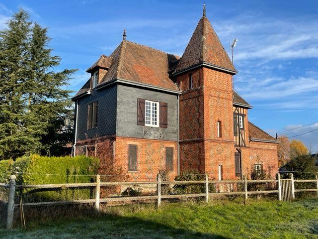 Maison ancienne - 185 m² - 7 pièces