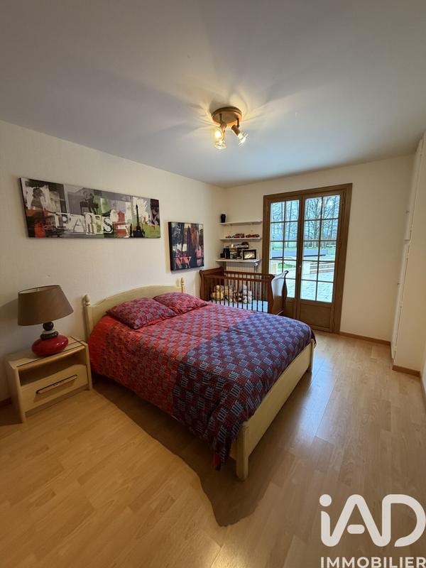 Maison - 245 m² - 9 pièces