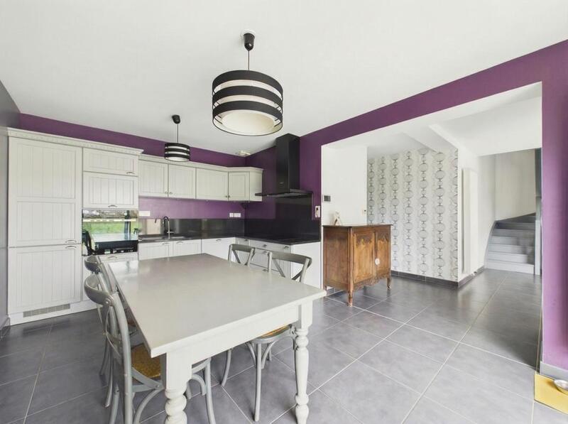 Pavillon - 160 m² - 6 pièces