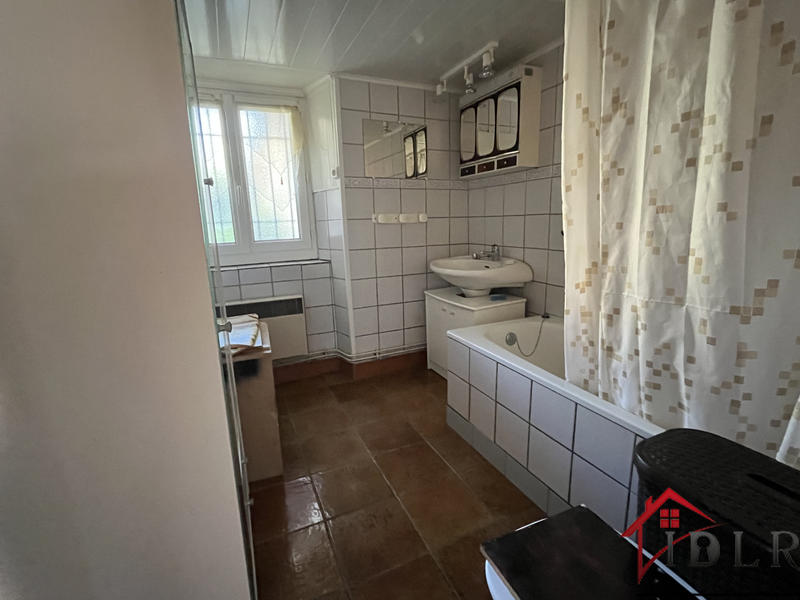 Maison - 110 m² - 4 pièces