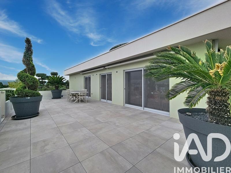 Appartement - 88 m² - 3 pièces