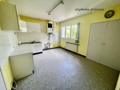 Maison jumelée - 111 m² - 5 pièces