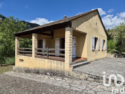 Maison - 74 m² - 5 pièces