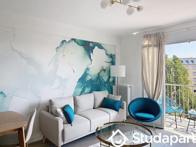 Chambre - 80 m² - 1 pièce