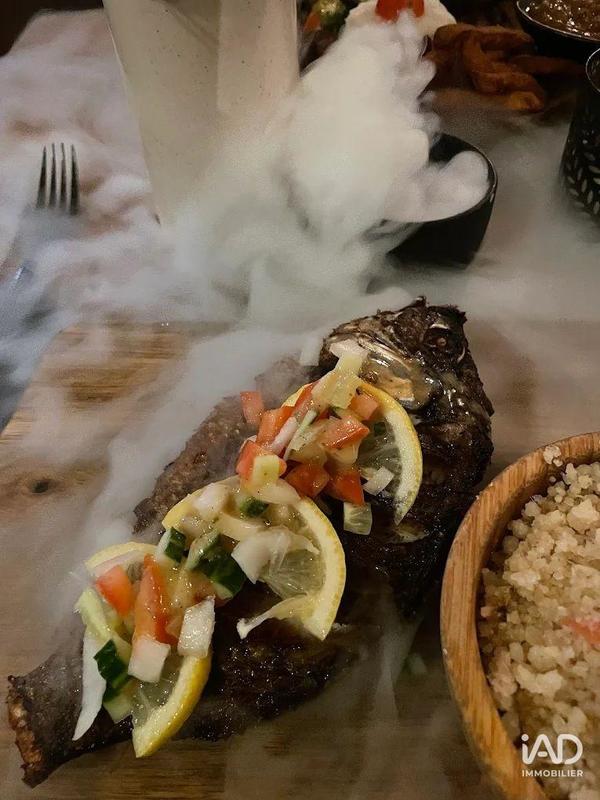 Local commercial - 127 m²