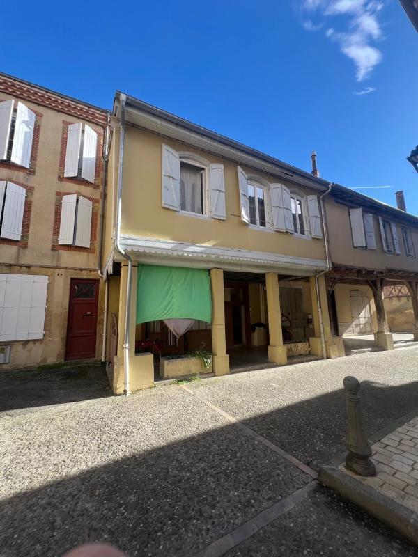 Immeuble - 274 m² - 8 pièces