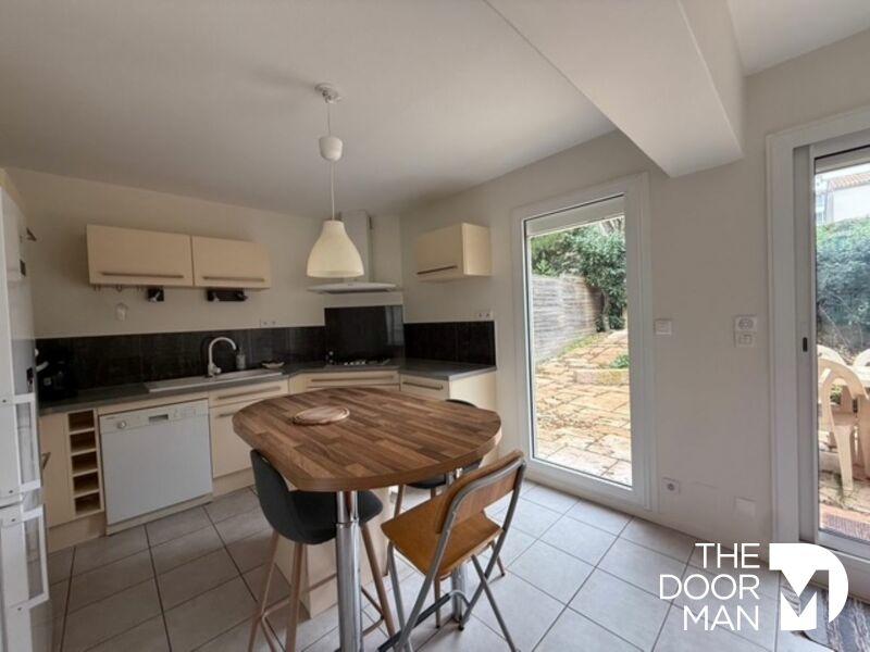 Maison - 91 m² - 4 pièces