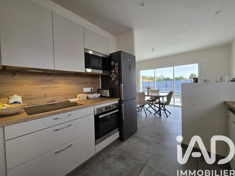 Maison - 83 m² - 4 pièces