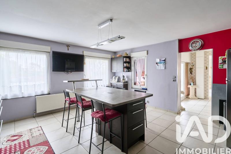 Maison - 175 m² - 6 pièces