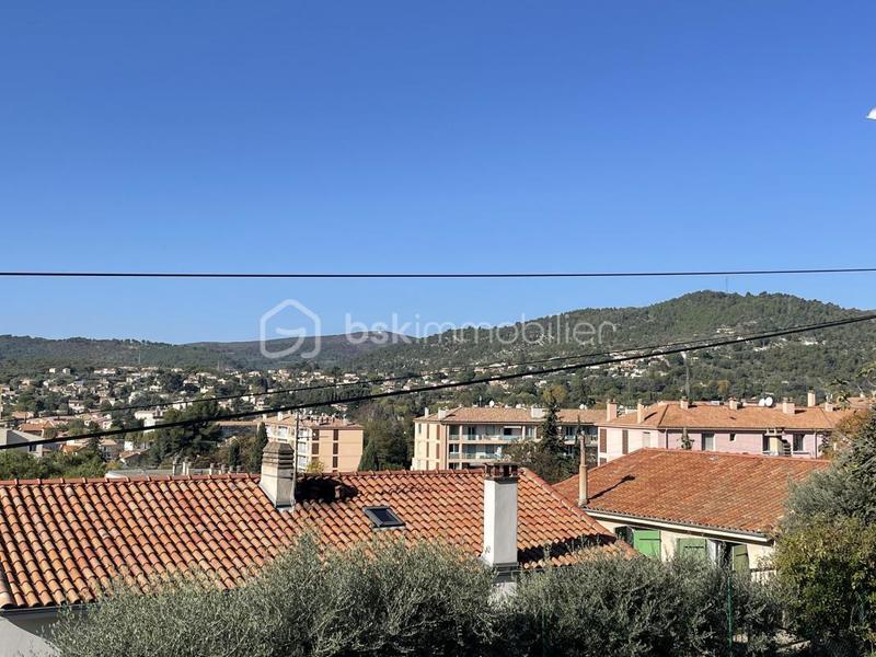 Maison - 108 m² - 6 pièces