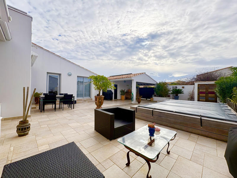 Maison - 159 m² - 5 pièces