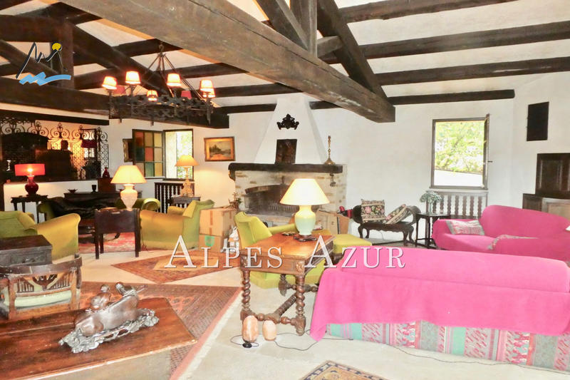 Villa - 179 m² - 5 pièces