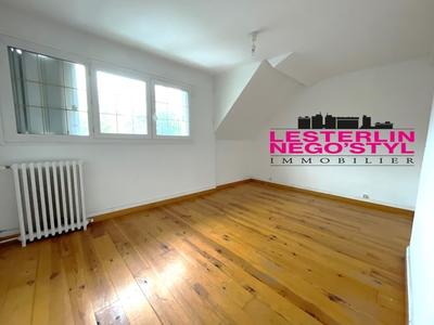 Maison - 170 m² - 5 pièces