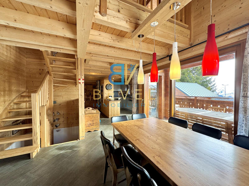 Châlet - 193 m² - 7 pièces