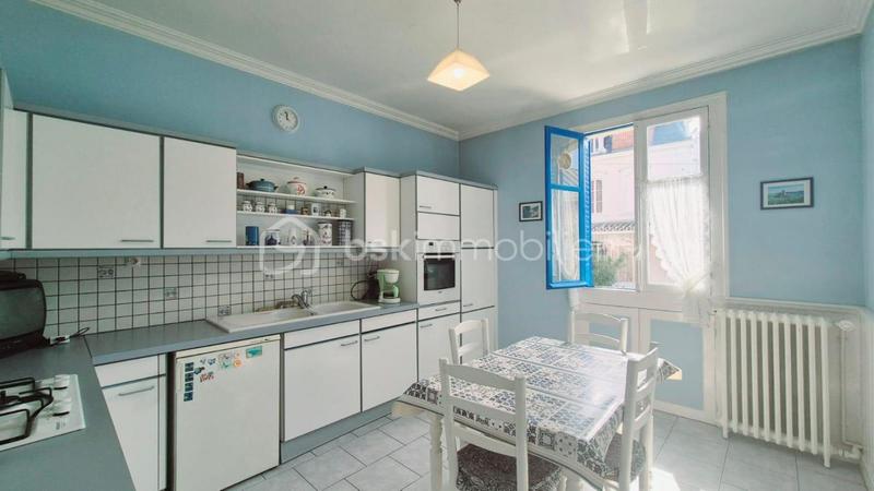 Maison de ville - 136 m² - 5 pièces