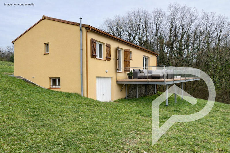 Maison - 104 m² - 4 pièces