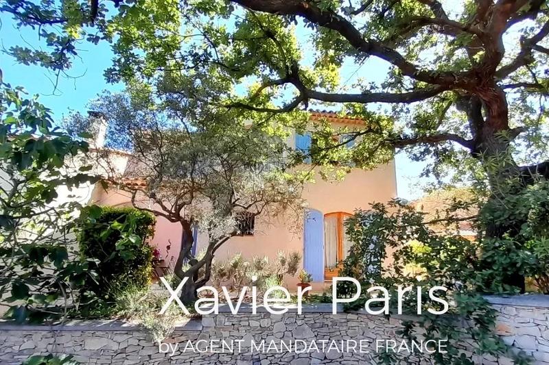 Maison - 202 m² - 8 pièces