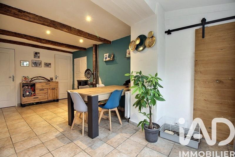 Maison de village - 80 m² - 4 pièces