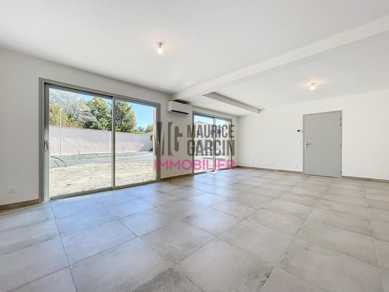 Appartement - 93 m² - 4 pièces