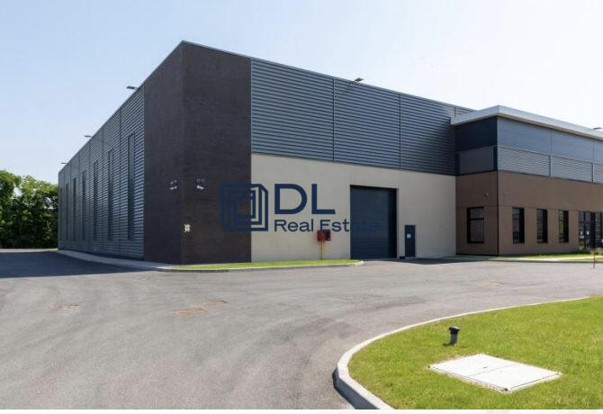 Entrepôt - 6 088 m²