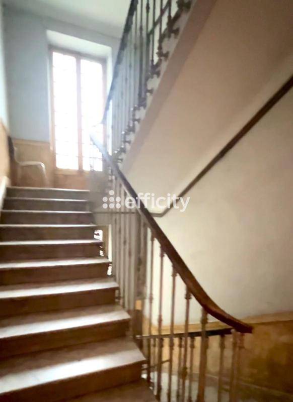 Appartement bourgeois - 78 m² - 2 pièces