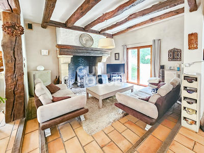 Maison - 320 m² - 11 pièces