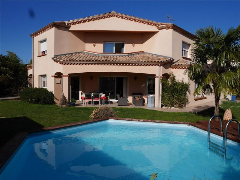 Villa - 240 m² - 8 pièces