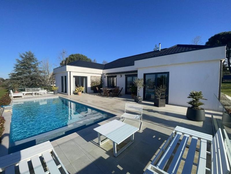 Maison - 137 m² - 4 pièces