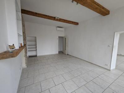 Appartement - 100 m² - 4 pièces