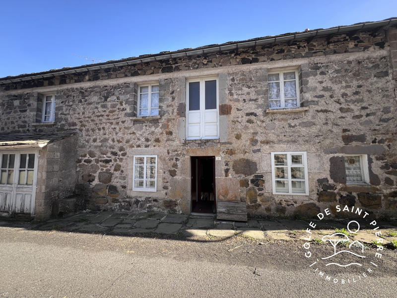 Maison - 110 m² - 9 pièces