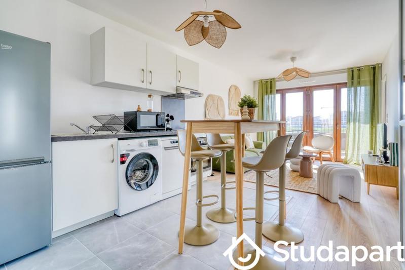 Chambre - 10 m² - 1 pièce