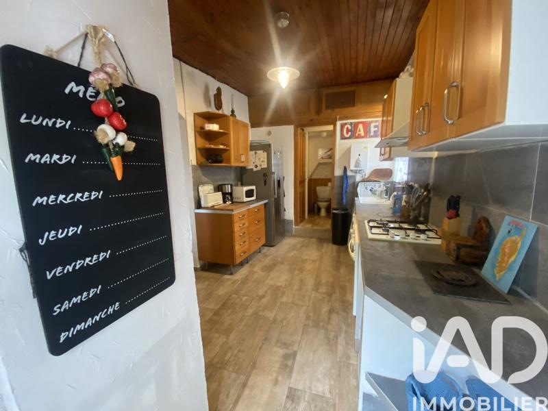 Maison - 124 m² - 9 pièces