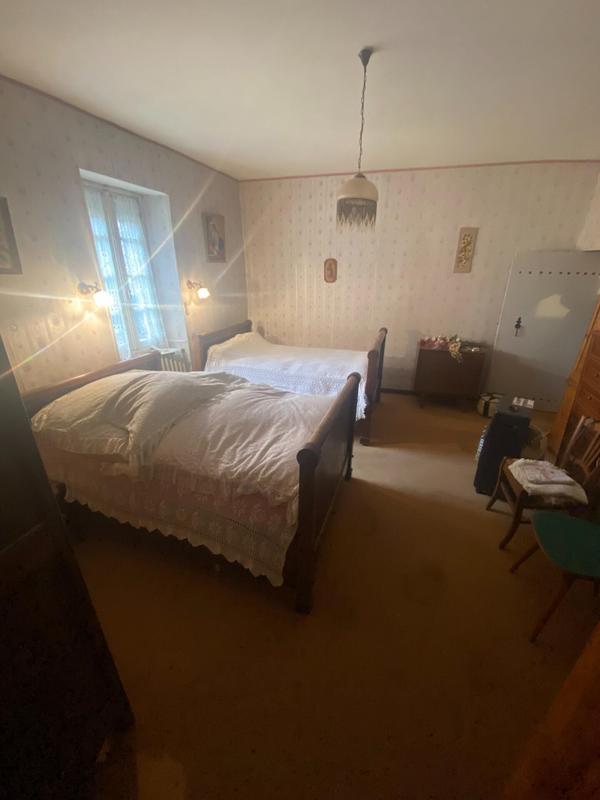 Maison - 193 m² - 9 pièces