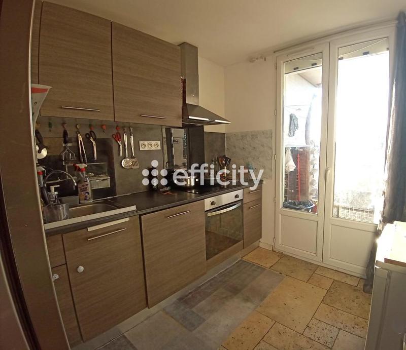 Appartement - 67 m² - 4 pièces