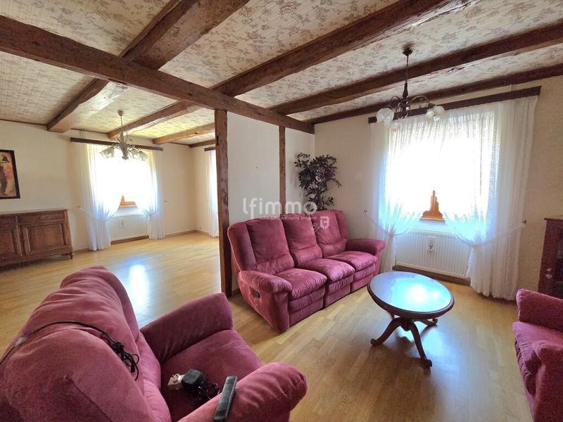 Maison - 195 m² - 7 pièces