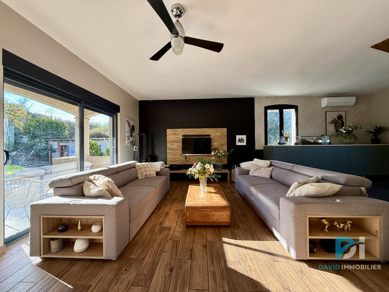 Maison - 138 m² - 5 pièces